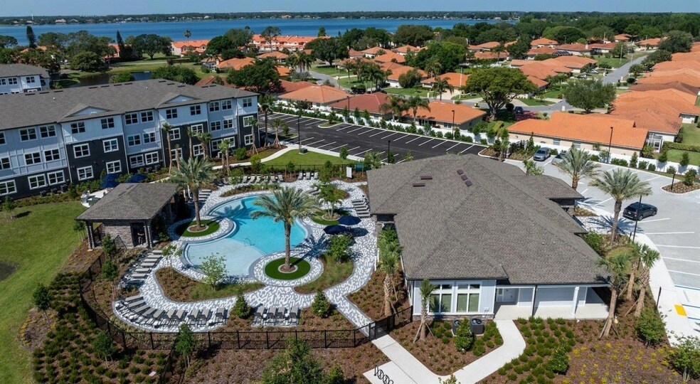 3110 Gowan Dr, Unit B1 in Winter Haven, FL - Building Photo