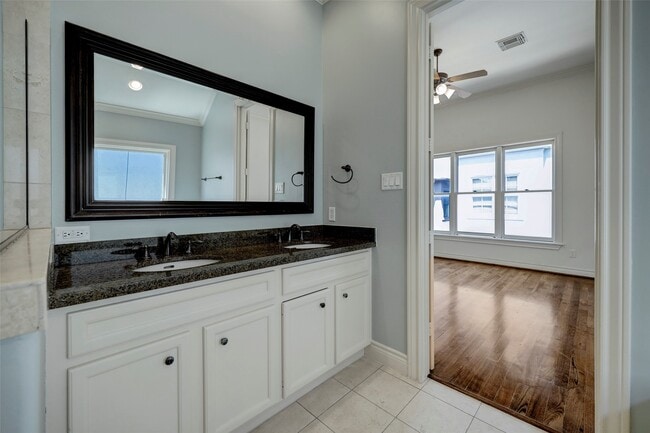 property at 1436 Wichita St