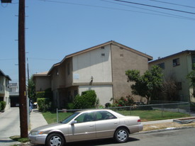 11301 Hatteras St in North Hollywood, CA - Foto de edificio - Building Photo