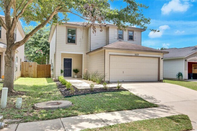 6629 Doyal Dr in Austin, TX - Building Photo - Building Photo