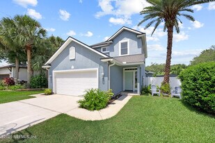 2924 St Johns Blvd in Jacksonville Beach, FL - Building Photo