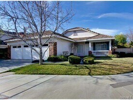 27481 Westover Way in Santa Clarita, CA - Building Photo