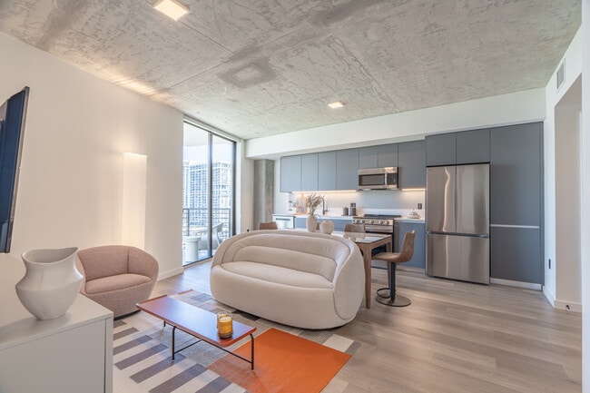 Rivr Lofts in Fort Lauderdale, FL - Building Photo - Interior Photo