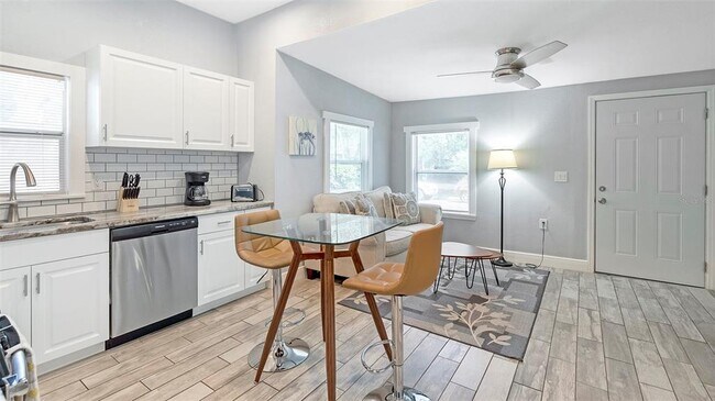 810 Grove St N in St. Petersburg, FL - Building Photo - Building Photo