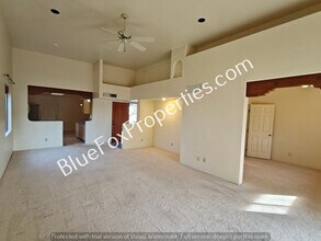 1601 W Chimayo Pl in Tucson, AZ - Building Photo - Building Photo