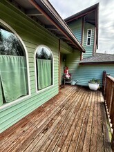 1030 NE Coco Ct in Bremerton, WA - Building Photo - Building Photo