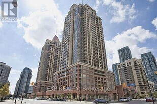4080 Living Arts Dr in Mississauga, ON - Building Photo