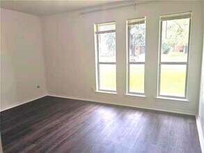 2033 Westridge Dr in Plano, TX - Building Photo - Building Photo