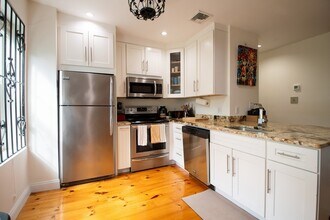 440 Hanover St in Boston, MA - Building Photo - Building Photo