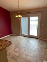 4514 Castle Pines Dr in Springfield, IL - Building Photo - Building Photo