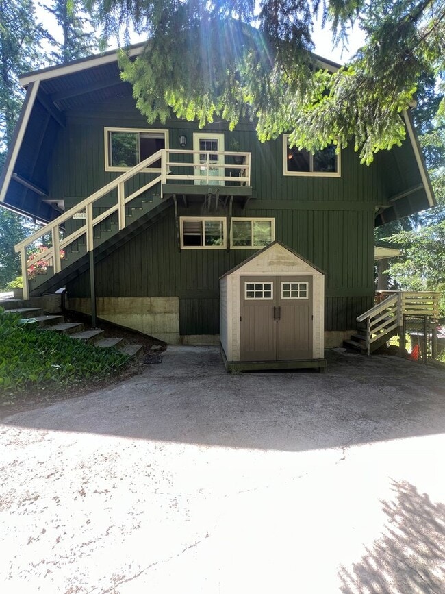 property at 25611 SE 240th St