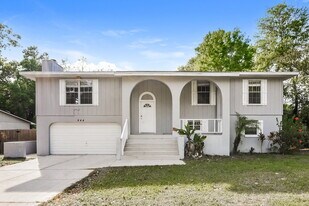 944 Cheetah Trail in Apopka, FL - Building Photo