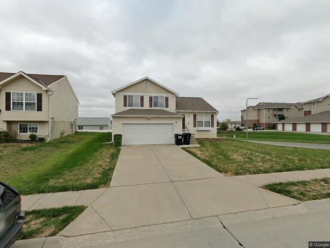 property at 7925 S 157th St