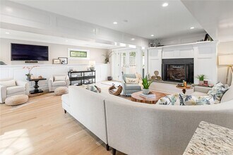 29 Missapoque Ave in Southampton, NY - Foto de edificio - Building Photo