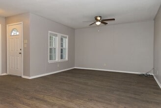 50003 Del Ra Dr in Greenville, TX - Building Photo - Building Photo