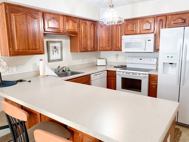 property at 25 Greenleaves Dr