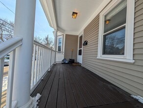 204 Rockland St in Portsmouth, NH - Building Photo - Building Photo