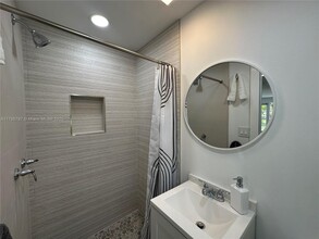 18481 SW 208th St in Miami, FL - Building Photo - Building Photo