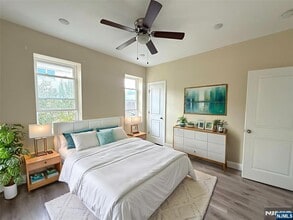 242 Westminster Pl in Lodi, NJ - Building Photo - Building Photo