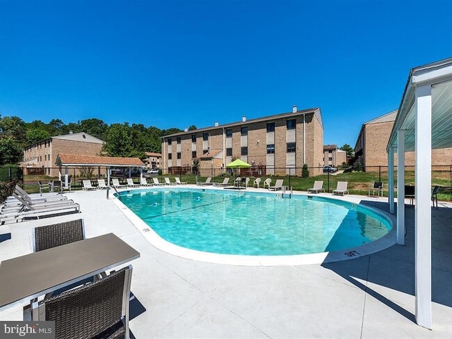 property at 304 Plaza Ct