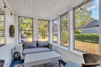 138 Elm St in Saratoga Springs, NY - Building Photo - Building Photo