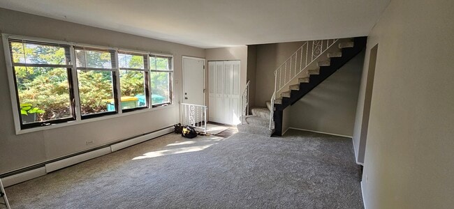 111 Arthur Ave in Fox Lake, IL - Foto de edificio - Building Photo