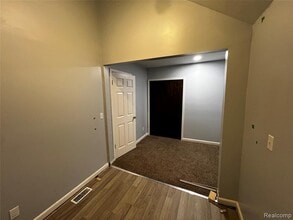 4972 Lafontaine St in Grosse Pointe, MI - Building Photo - Building Photo