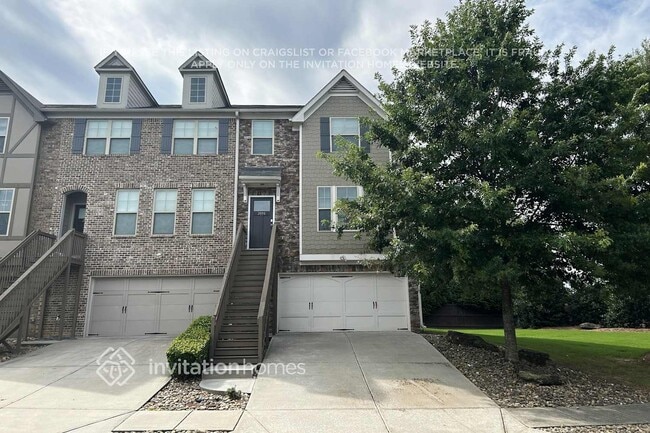 property at 2090 Paxton Dr SW