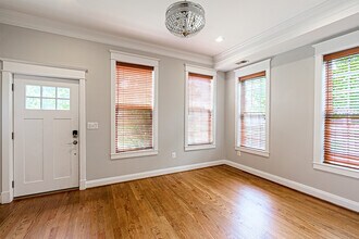10 E Reed Ave in Alexandria, VA - Foto de edificio - Building Photo