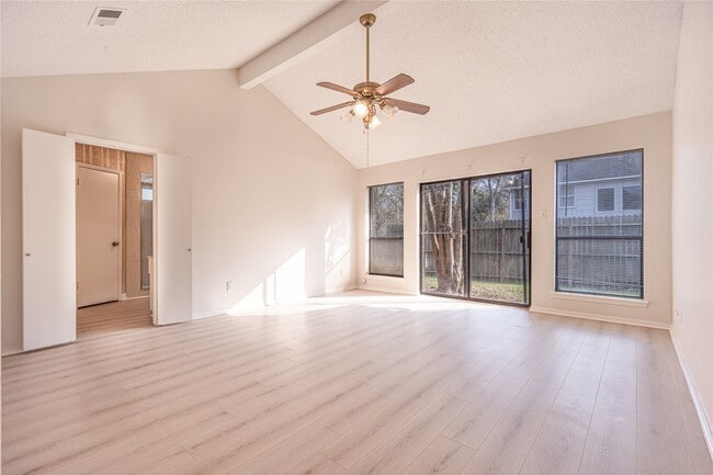 property at 2703 Glenn Lakes Ln
