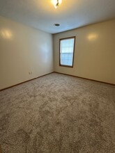 212 S Silverwood Ln in Goshen, IN - Building Photo - Building Photo