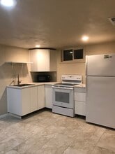 174 E Pioneer Ave in Sandy, UT - Building Photo - Building Photo