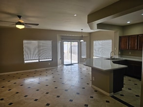 5623 S 54th Dr in Phoenix, AZ - Building Photo - Building Photo