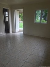 13770 NE 20th Pl-Unit -01 in North Miami Beach, FL - Building Photo - Building Photo