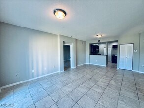 13180 Bella Casa Cir in Ft. Myers, FL - Building Photo - Building Photo
