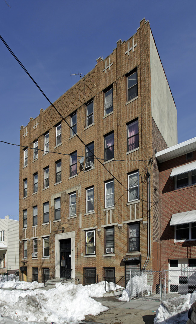 34 Lexington Ave in Jersey City, NJ - Foto de edificio - Building Photo