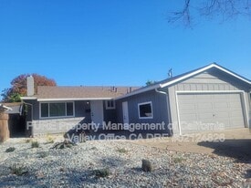 3420 Pitcairn Way in San Jose, CA - Building Photo