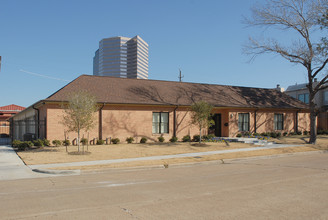 St. Michaels Parish in Houston, TX - Foto de edificio - Building Photo