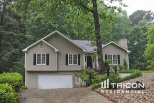 3310 Sternbridge Ln in Snellville, GA - Building Photo