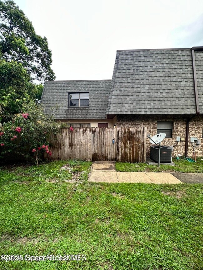 2127 Harrison St in Titusville, FL - Building Photo - Building Photo