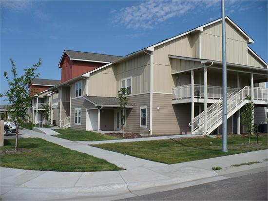 Elm Court in Gillette, WY - Building Photo