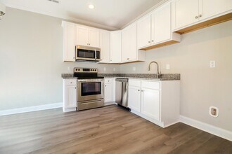 150 N Church St in Duncan, SC - Building Photo - Building Photo