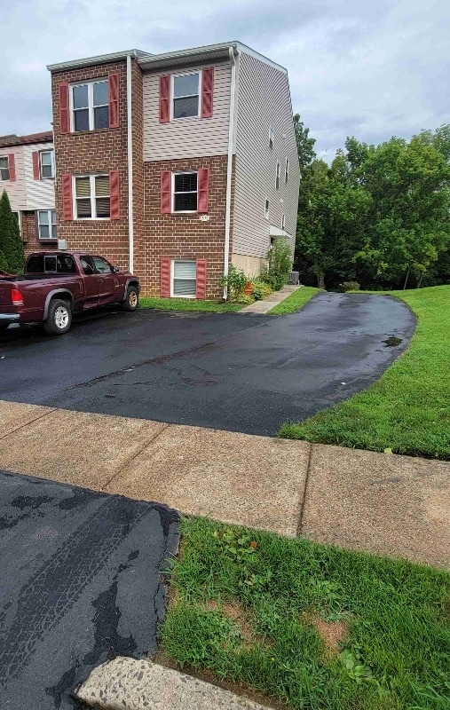 property at 2156 Birch Dr