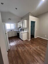 315 Victorian Ln in Belleville, MI - Building Photo - Building Photo
