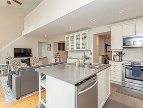 875 Kingsmere Av in Ottawa, ON - Building Photo - Building Photo