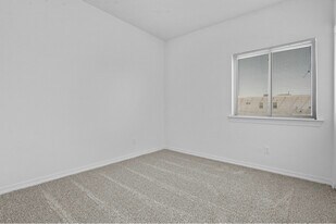 604 Cedarwood Ave in Horizon City, TX - Building Photo