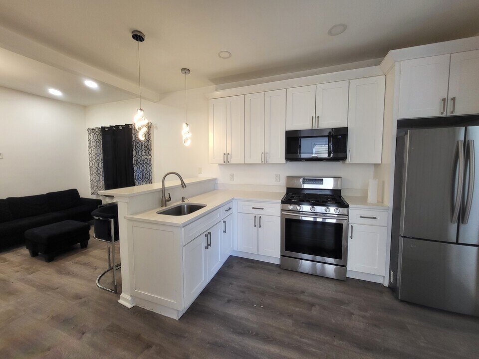 151 Passaic St, Unit 2 in Passaic, NJ - Building Photo