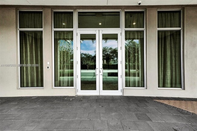 7661 NW 107th Ave in Doral, FL - Building Photo - Building Photo
