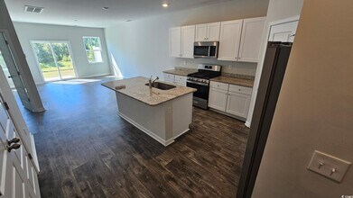 563 Harrison Mill St in Myrtle Beach, SC - Building Photo - Building Photo