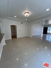 153 N Hamilton Dr in Beverly Hills, CA - Building Photo - Building Photo